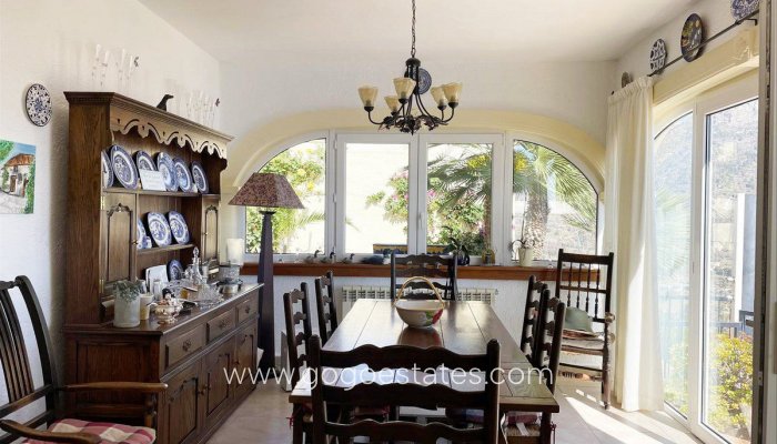 Te koop - Huis - Vrijstaande Villa - Calpe - Calpe Centro