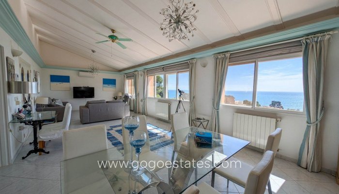 Te koop - Huis - Vrijstaande Villa - Calpe - Calpe Centro