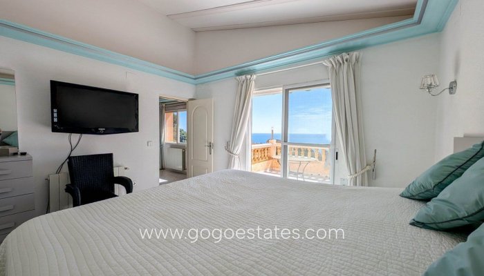 Te koop - Huis - Vrijstaande Villa - Calpe - Calpe Centro