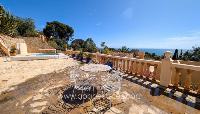 Te koop - Huis - Vrijstaande Villa - Calpe - Calpe Centro