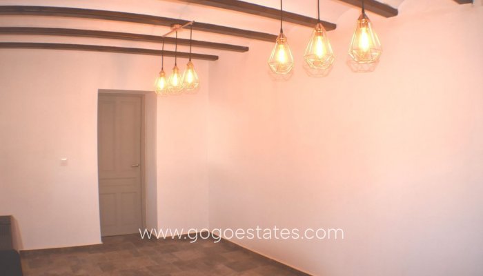 Te koop - Huis - Vrijstaande Villa - Teulada - Moraira