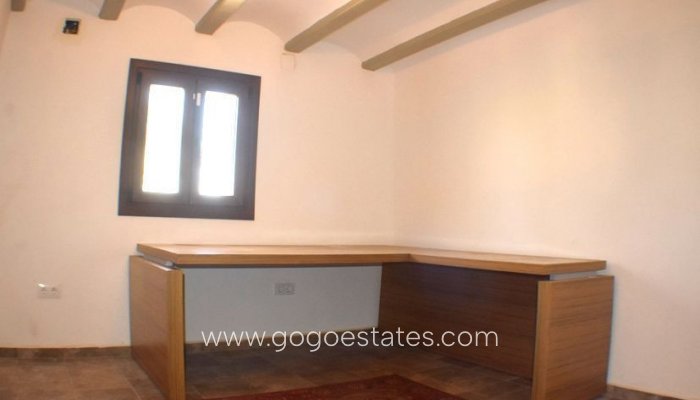 Te koop - Huis - Vrijstaande Villa - Teulada - Moraira