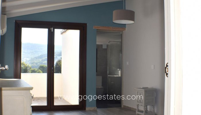 Te koop - Huis - Vrijstaande Villa - Teulada - Moraira