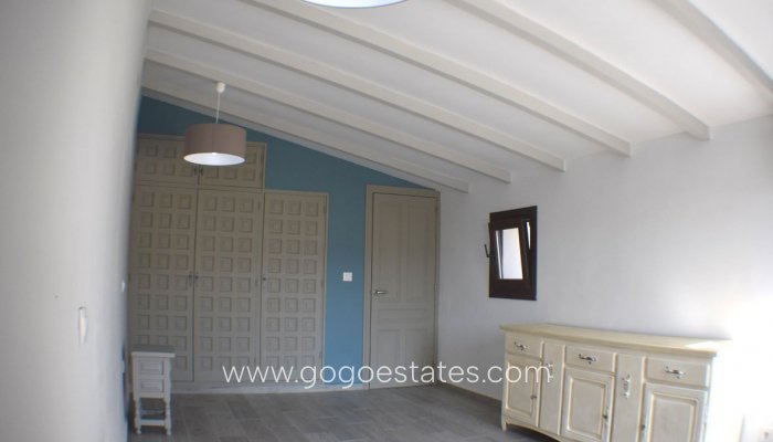 Te koop - Huis - Vrijstaande Villa - Teulada - Moraira