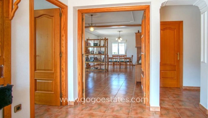 Te koop - Huis - Vrijstaande Villa - Pinoso - Los Pinos