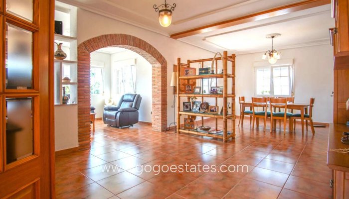 Te koop - Huis - Vrijstaande Villa - Pinoso - Los Pinos