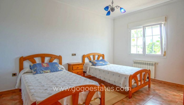 Te koop - Huis - Vrijstaande Villa - Pinoso - Los Pinos