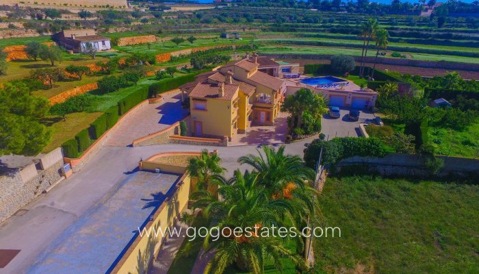 Te koop - Huis - Vrijstaande Villa - Benissa - Benissa Centro