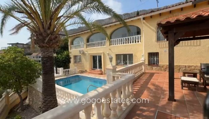 Te koop - Huis - Vrijstaande Villa - Calpe - Calpe Centro