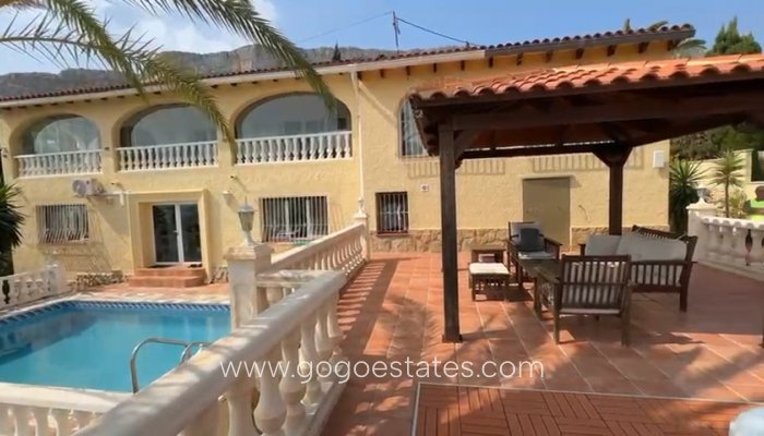 Te koop - Huis - Vrijstaande Villa - Calpe - Calpe Centro