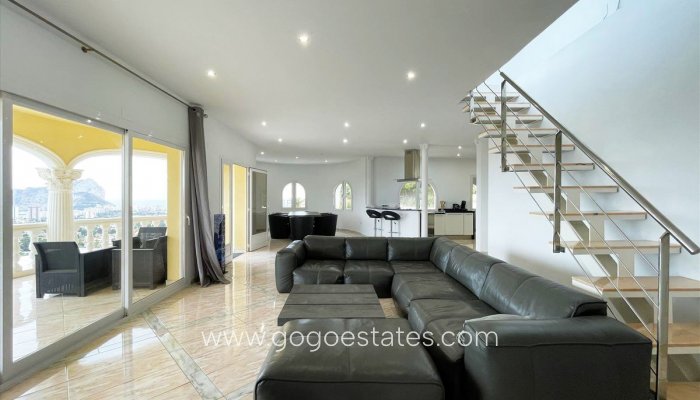 Te koop - Huis - Vrijstaande Villa - Calpe - Calpe Centro