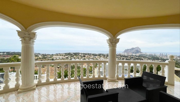 Te koop - Huis - Vrijstaande Villa - Calpe - Calpe Centro
