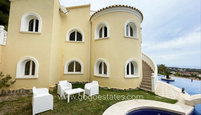 Te koop - Huis - Vrijstaande Villa - Calpe - Calpe Centro