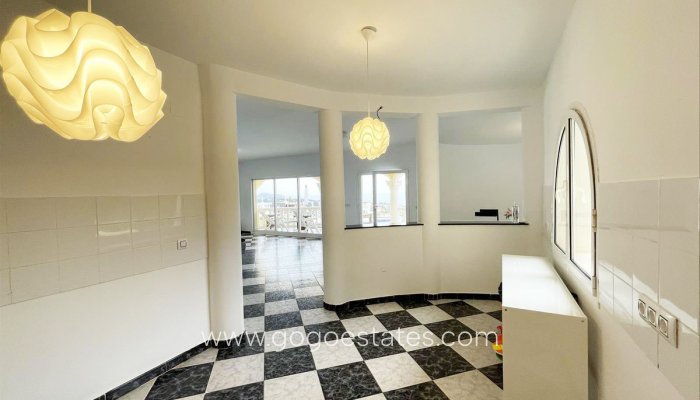 Te koop - Huis - Vrijstaande Villa - Calpe - Calpe Centro