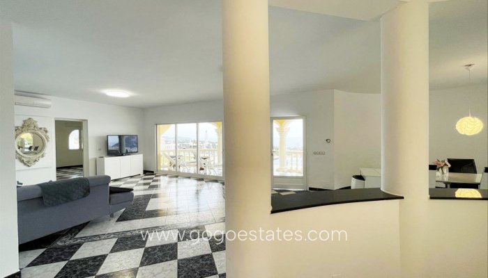 Te koop - Huis - Vrijstaande Villa - Calpe - Calpe Centro