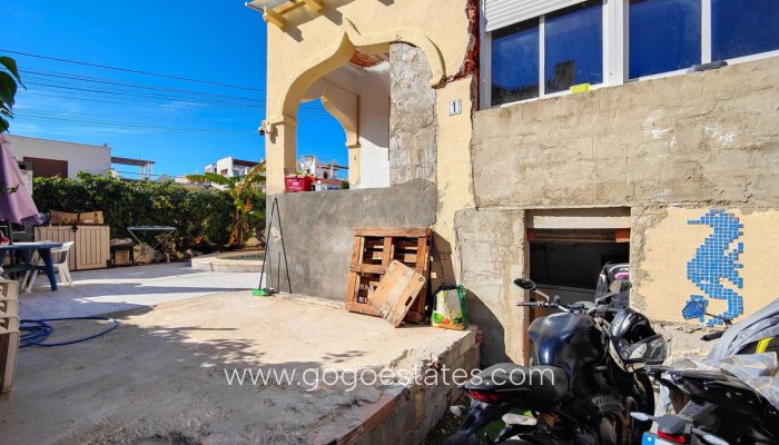 Te koop - Huis - Halfvrijstaande woning - San Miguel De Salinas - San Miguel de Salinas Centro