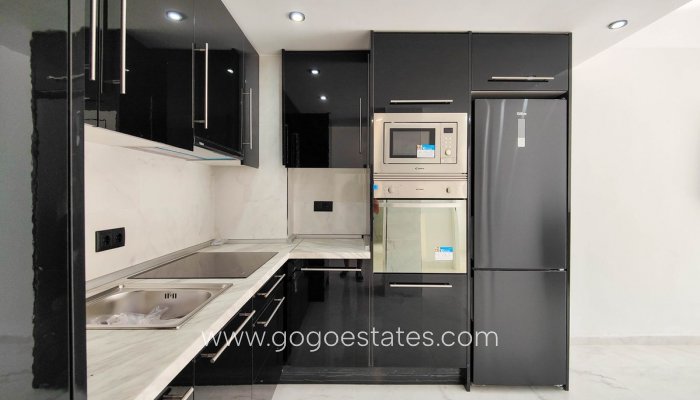 Te koop - Appartement - Appartement op de middelste verdieping - Orihuela - Punta Prima