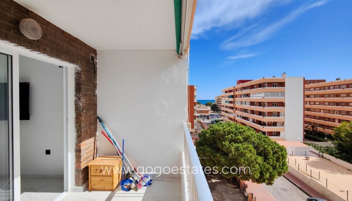 Te koop - Appartement - Appartement op de middelste verdieping - Orihuela - Punta Prima