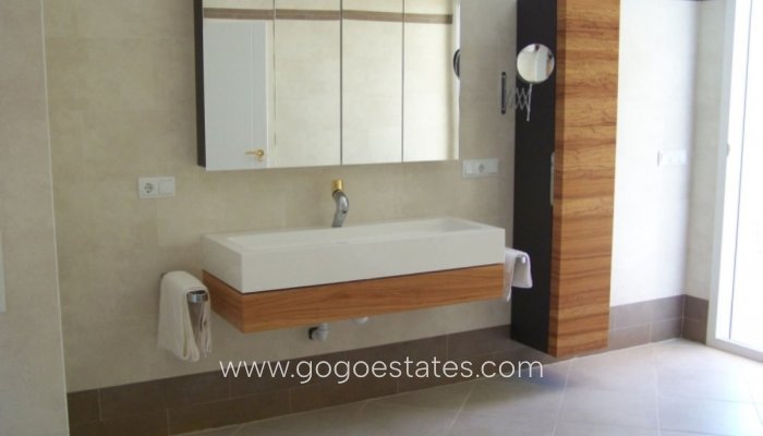 Te koop - Huis - Vrijstaande Villa - Calpe - Calpe Centro