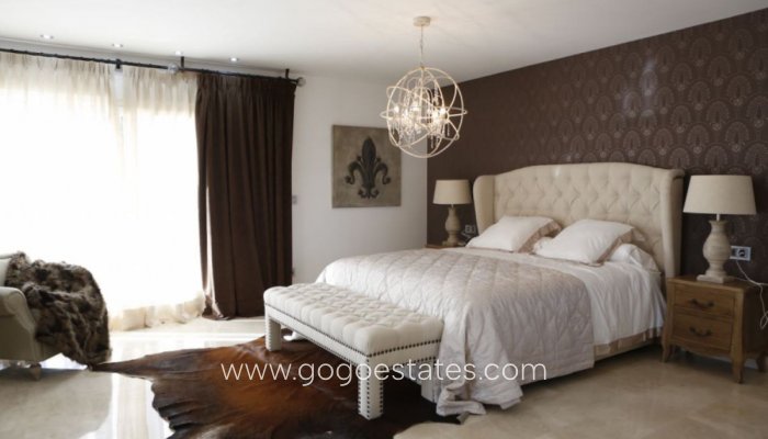 Te koop - Huis - Vrijstaande Villa - Benissa - Benissa Centro