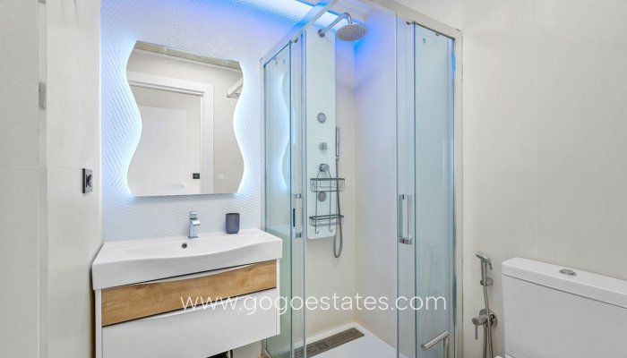 Te koop - Huis - Bungalow - Orihuela - Los Balcones