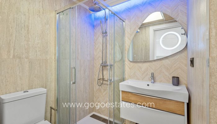 Te koop - Huis - Bungalow - Orihuela - Los Balcones