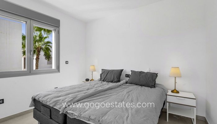 Revente - Maison - Villa Individuelle - Guardamar del Segura - Guardamar del Segura Centro