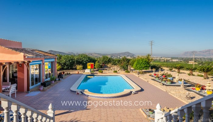 Te koop - Huis - Vrijstaande Villa - Benejuzar - Benejuzar Centro