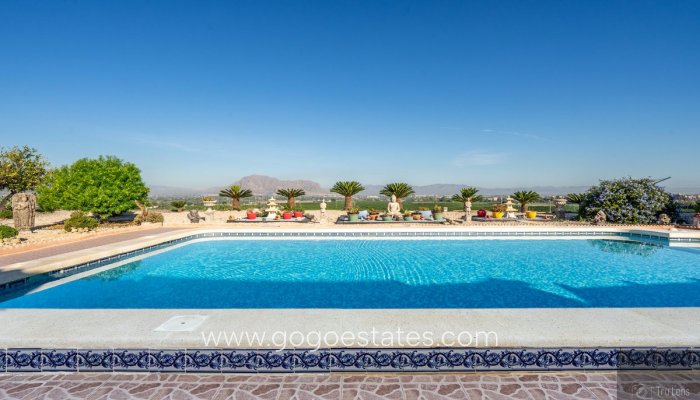 Te koop - Huis - Vrijstaande Villa - Benejuzar - Benejuzar Centro