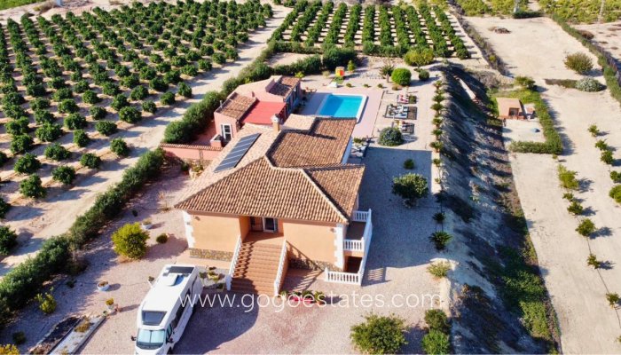 Te koop - Huis - Vrijstaande Villa - Benejuzar - Benejuzar Centro