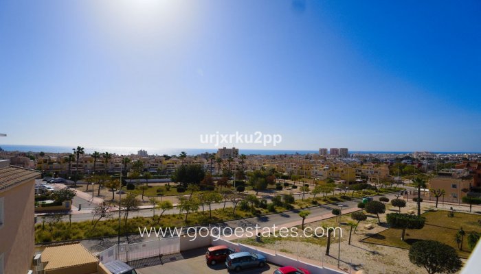 Te koop - Huis - Stadswoning - Torrevieja - Torrevieja Centro