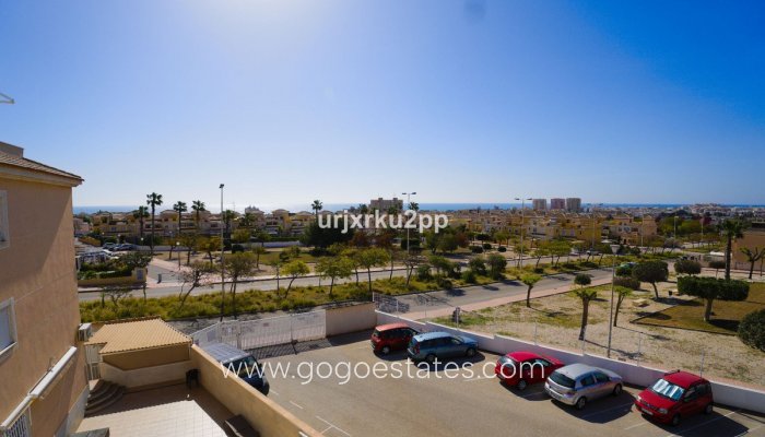 Te koop - Huis - Stadswoning - Torrevieja - Torrevieja Centro