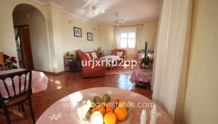 Te koop - Huis - Vrijstaande Villa - Torrevieja - Aguas Nuevas