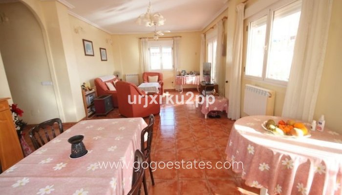 Te koop - Huis - Vrijstaande Villa - Torrevieja - Aguas Nuevas