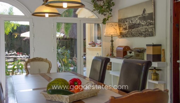 Te koop - Huis - Vrijstaande Villa - Calpe - Calpe Centro