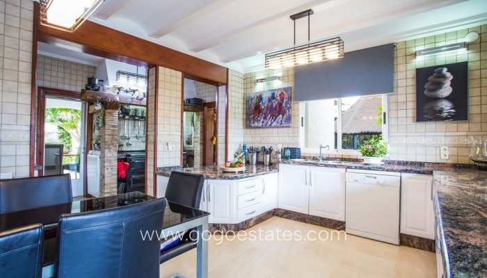 Te koop - Huis - Vrijstaande Villa - Calpe - Calpe Centro