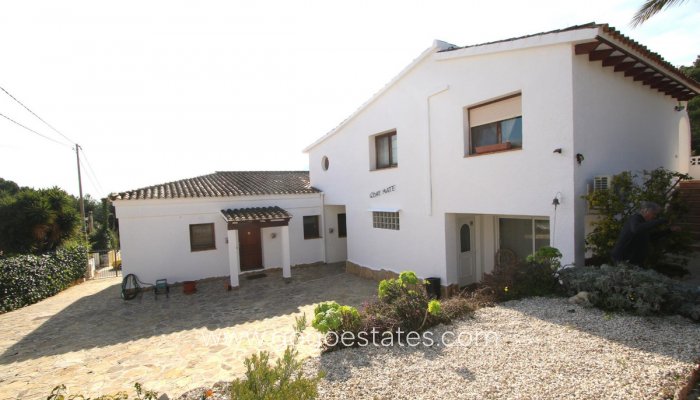 Resale - House - Detached Villa - Calpe - Calpe Centro