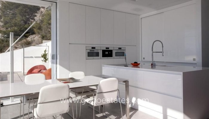 Te koop - Huis - Vrijstaande Villa - Calpe - Calpe Centro