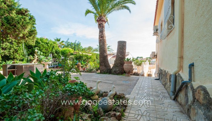 Te koop - Huis - Vrijstaande Villa - Calpe - Calpe Centro