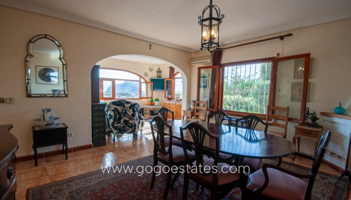 Te koop - Huis - Vrijstaande Villa - Calpe - Calpe Centro