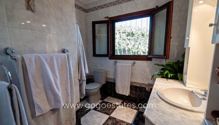 Te koop - Huis - Vrijstaande Villa - Calpe - Calpe Centro