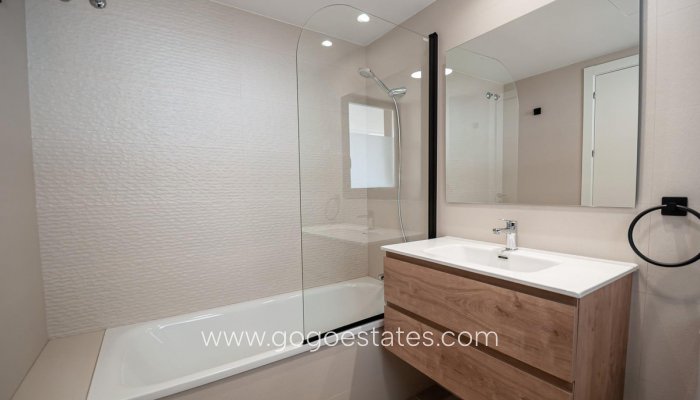 Te koop - Appartement - Appartement op de middelste verdieping - Calpe - Calpe Centro