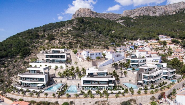 Te koop - Huis - Vrijstaande Villa - Calpe - Calpe Centro