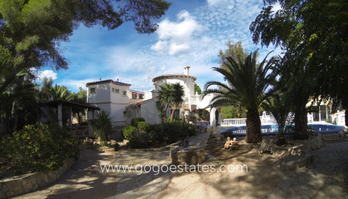 Te koop - Huis - Vrijstaande Villa - Dénia - Denia Centro
