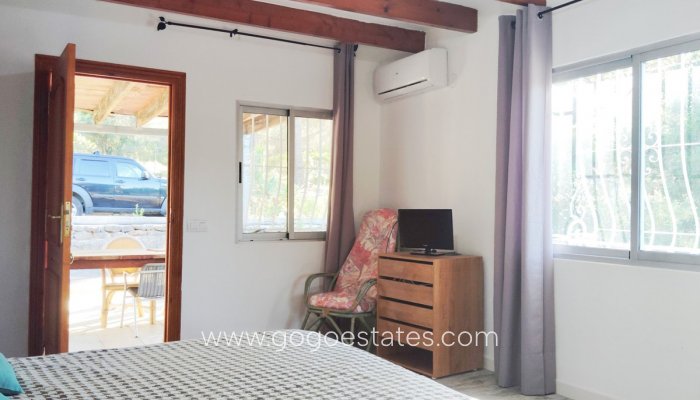 Resale - House - Detached Villa - Parcent