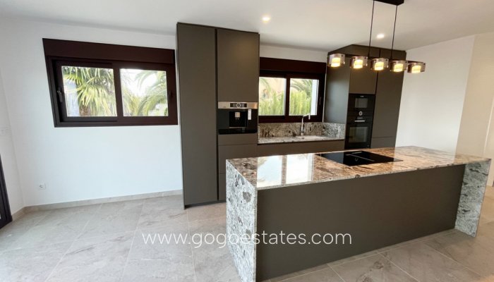 Te koop - Huis - Vrijstaande Villa - Dénia - Denia Centro