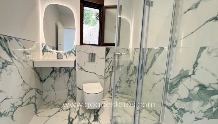 Te koop - Huis - Vrijstaande Villa - Dénia - Denia Centro