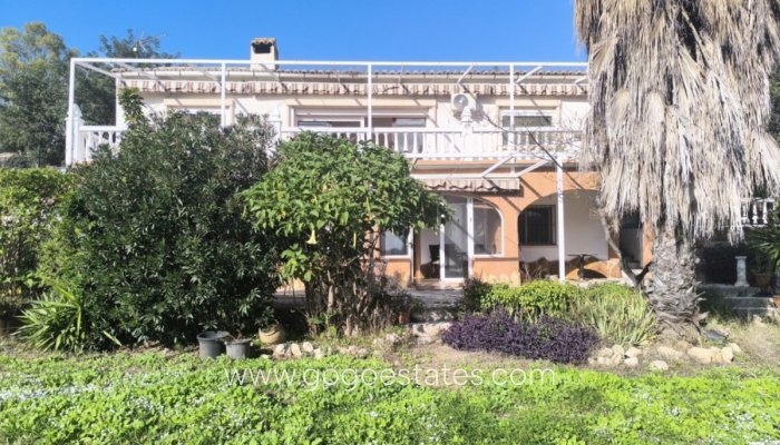 Te koop - Huis - Vrijstaande Villa - Parcent