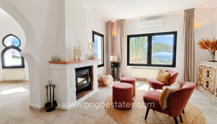 Te koop - Huis - Vrijstaande Villa - Teulada - Moraira