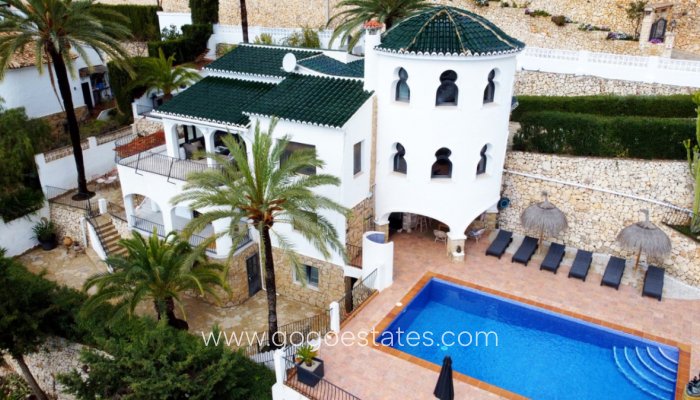 Te koop - Huis - Vrijstaande Villa - Teulada - Moraira